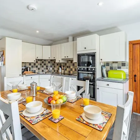 Дом отдыха 3 Bed In Elterwater Oc-gl011